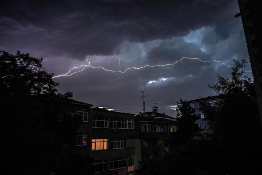 Meteoroloji son dakika duyurdu! İstanbul dahil çok sayıda il için saat verildi, radarda görüldü 