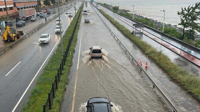 Gök gürültülü sağanak yağışlar ve kuvvetli rüzgar geliyor!