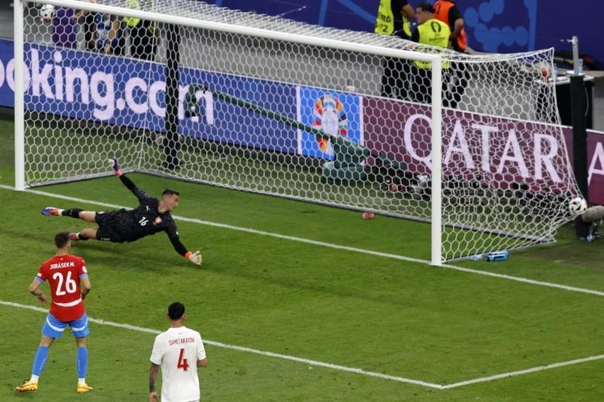 Türkiye EURO 2024'te son 16 turunda!