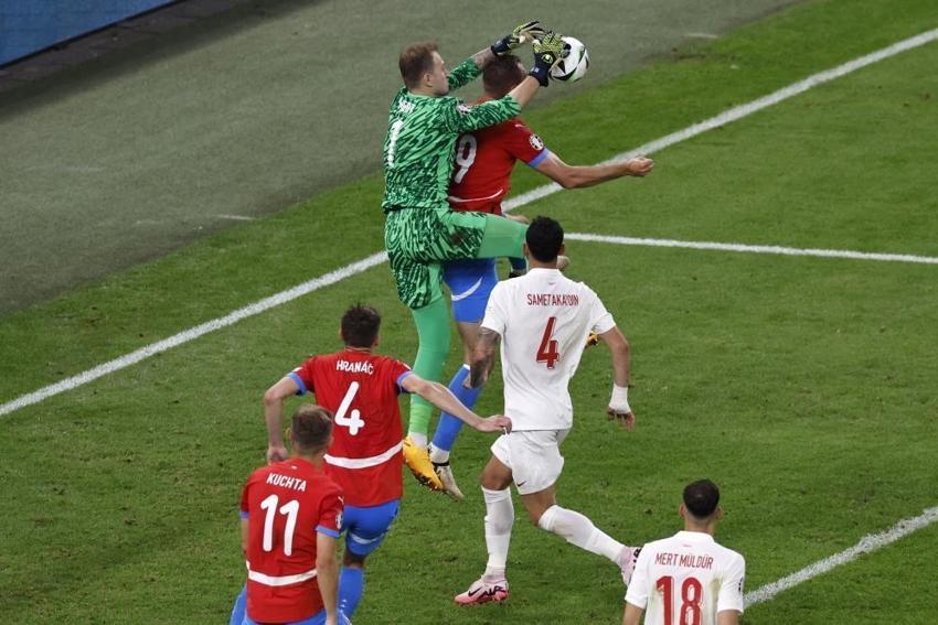 Türkiye EURO 2024'te son 16 turunda!