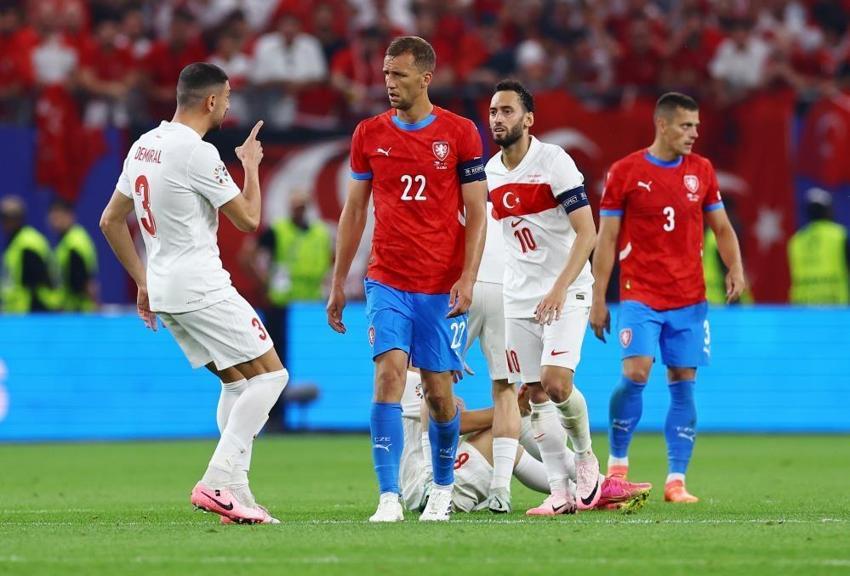 Türkiye EURO 2024'te son 16 turunda!