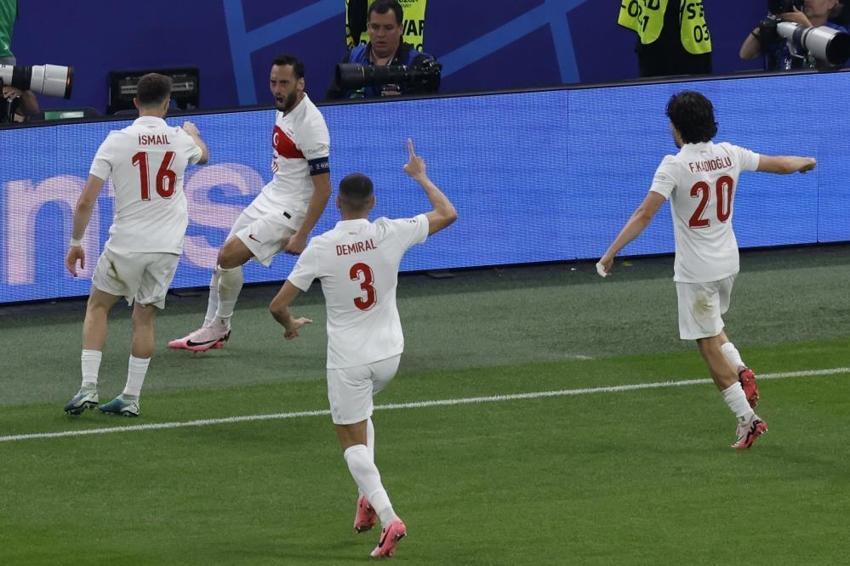 Türkiye EURO 2024'te son 16 turunda!