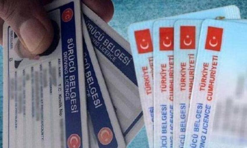 Ehliyet ve kimliklerle ilgili flaş detay! Eskiler iptal ediliyor, yeniler eve kadar geliyor
