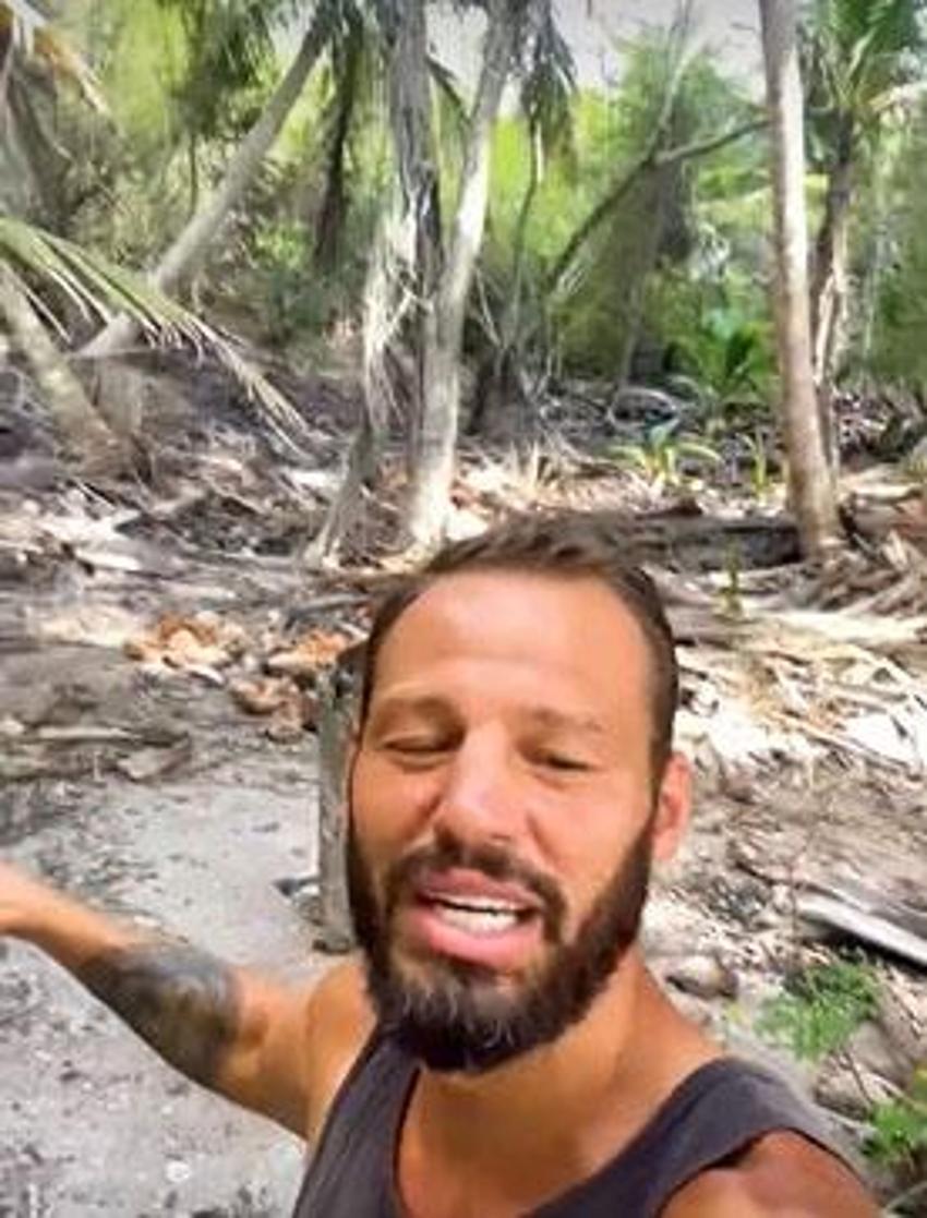 Avatar Atakan’a Survivor'da tuvaletin nereye yapıldığı soruldu! Videoyla yanıt verdi, Sercan'ı tuvalette yakaladı!