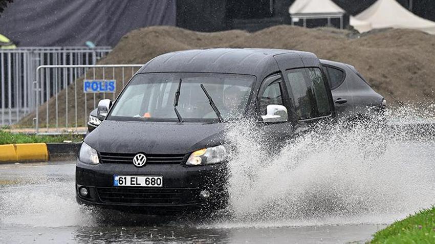 Meteoroloji son dakika duyurdu! İstanbul dahil çok sayıda il için saat verildi, radarda görüldü 