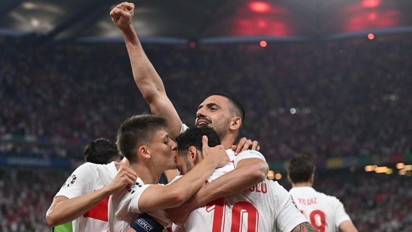 EURO 2024 son 16 turu tek maç mı? Son 16 maçlarında rövanş var mı?