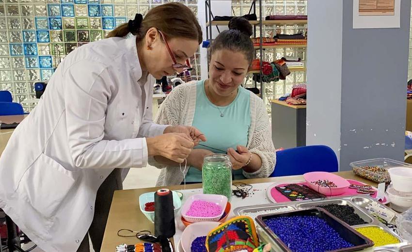 Kadınlara gelir kapısı oldu! 800 ile 20 bin lira arasında satılıyor