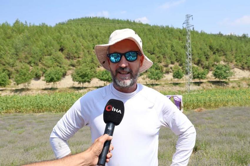 Kadınlar devlet desteğiyle atıl arazileri lavantalarla süsledi! Gelir kapısı oldu