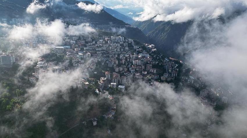 Temmuz'da lapa lapa kar sürprizi! Yoğun karın ardından yeni dalga Trakya'dan geliyor: İstanbul dahil çok sayıda il için 'Perşembe' uyarısı 
