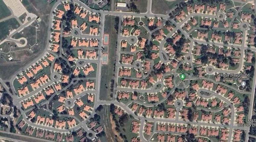 Adana'daki küçük Amerika! Kendilerine ait okul, market hatta ibadethaneleri bile var