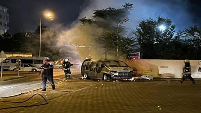 Kayseri'den Suriye'ye uzanan provokasyon! Hüseyin Yayman: Kayseri'deki olay Türkiye'nin yeni Suriye politikasını engellemek için yapıldı