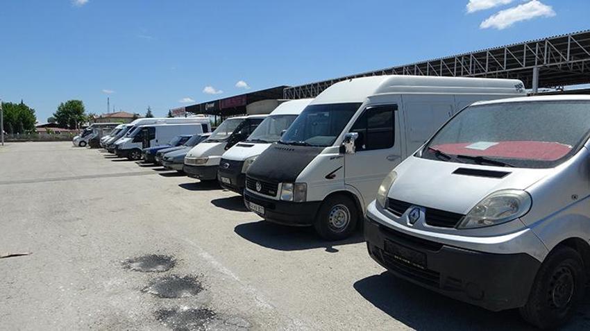 İkinci el araba fiyatları dibi gördü: 200 bin TL birden düştü! Satışlar durma noktasında: 30 yılda böylesini görmedim