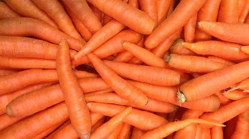 Havuç sertleştiren bu taktiği manavlar sır gibi saklıyor; İşin sırrı patates ve buzlu su