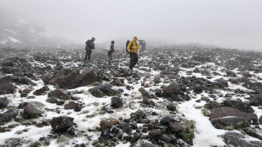 Temmuz'da lapa lapa kar sürprizi! Yoğun karın ardından yeni dalga Trakya'dan geliyor: İstanbul dahil çok sayıda il için 'Perşembe' uyarısı 