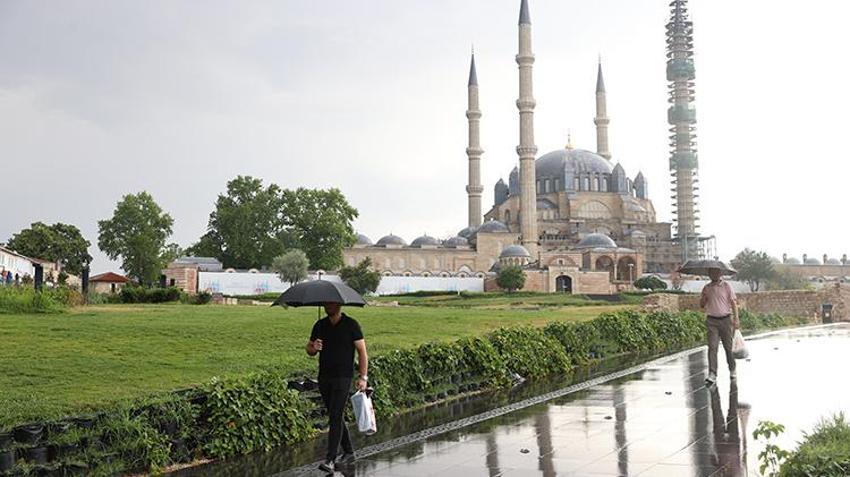 Meteoroloji son dakika duyurdu, çok kuvvetli geliyor! Radarda göründü, İstanbul dahil 10 il için sarı kodlu uyarı: Dolu bekleniyor