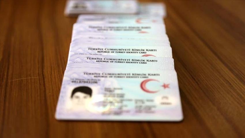 Ehliyet ve kimliklerle ilgili yeni detay! Eskiler iptal ediliyor, yeniler eve kadar geliyor