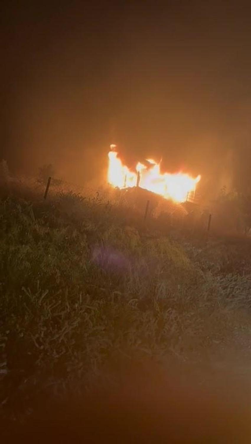 Parası için cinayet işlenen ev kundaklanarak kullanılmaz hale geldi