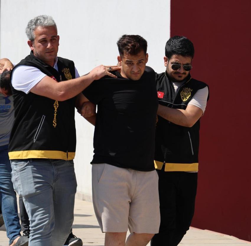Parası için cinayet işlenen ev kundaklanarak kullanılmaz hale geldi