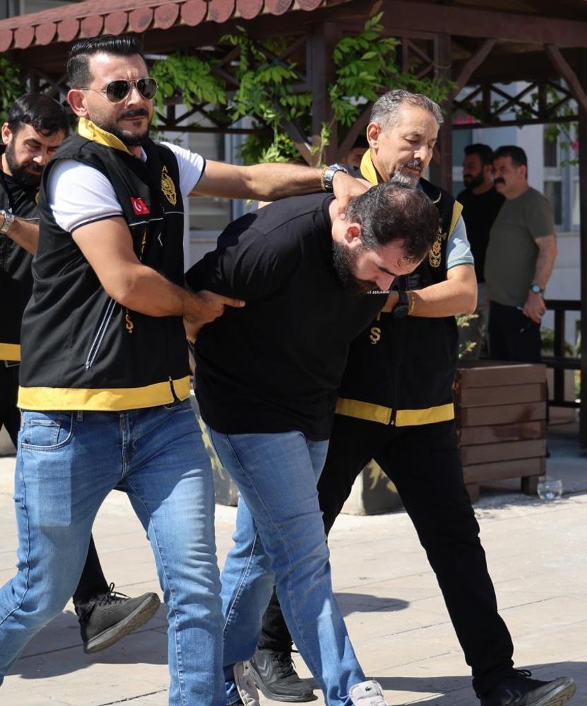 Parası için cinayet işlenen ev kundaklanarak kullanılmaz hale geldi