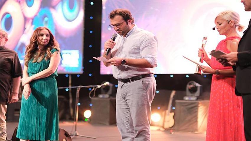Pamuğun kozası festivalin simgesi oldu: Yılmaz Güney ve Fatma Girik damga vurdu! Altın Koza Film Festivali başvuruları başladı
