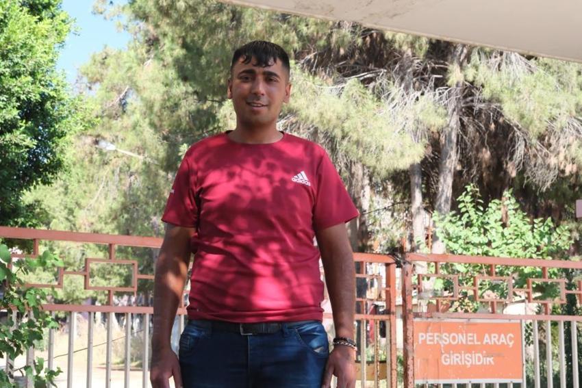 ' Aha dayıya sor' sözüyle fenomen olmuştu! Gaspçı Hüseyin hapisteyken kendisinin yerine geçen dolandırıcıya sitem etti