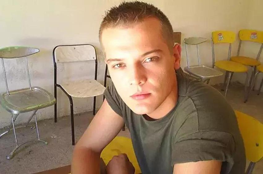 Arda Kural’ın paralel evren açıklaması şaşırttı: Asıl evrende kel, göbekli ve evliyim! Pınar Kerimoğlu'nun 