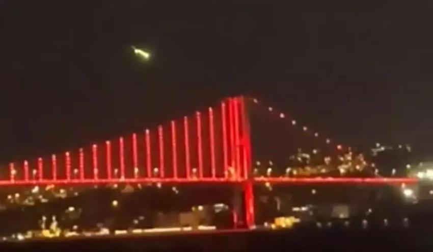Göktaşı hangi illere, nereye düştü? İstanbul'a göktaşı mı düştü? Meteor hangi şehirlerde görüldü?