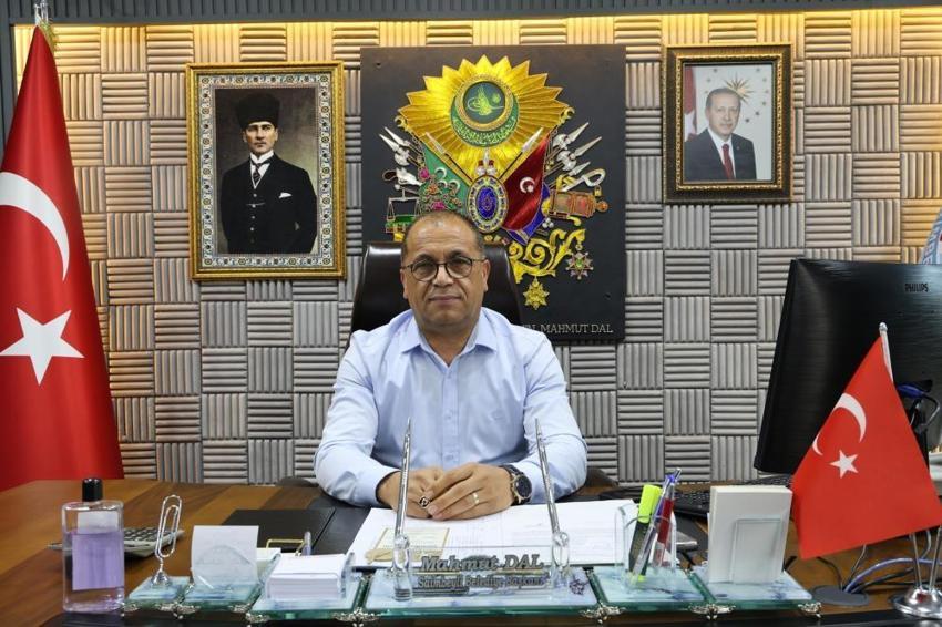 Mevsimlik işçi olarak girdiği belediyede yıllar sonra başkan seçildi! Şimdi ilçesini dünyaya tanıtmak istiyor