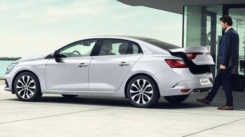 Renault Megane Sedan fiyatı bu kez en dipte; Yeni listeye en tutkunları bile inanamadı