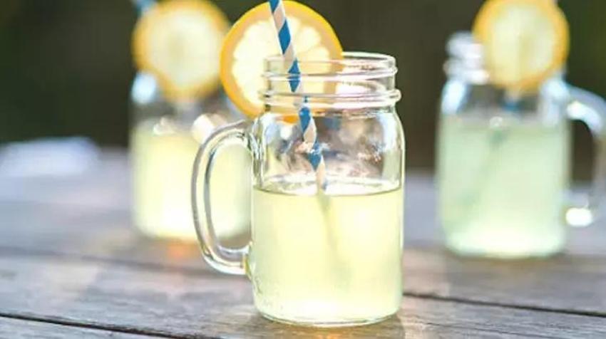 Limonata yapımında bir kaşık eklemek hep unutuluyor; Böbreklere şifa pompalıyor