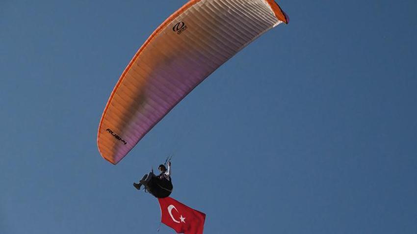 Adana'da ilk kez yapıldı! 13 saat havada kaldı, navigasyon cihazı arızalandı