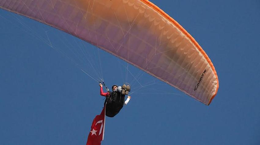 Adana'da ilk kez yapıldı! 13 saat havada kaldı, navigasyon cihazı arızalandı