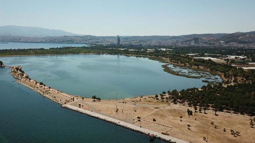 İzmir için korkutan uyarı: Her yıl 1,5 cm çöküyor, İzmir'i su basacak!