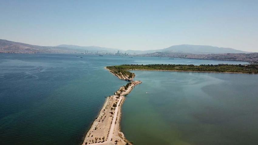 İzmir için korkutan uyarı: Her yıl 1,5 cm çöküyor, İzmir'i su basacak!