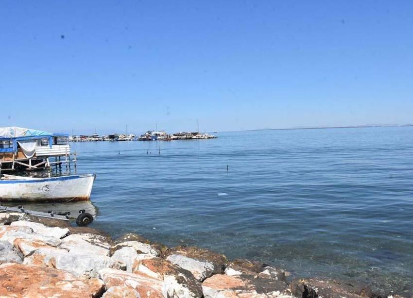 İzmir için korkutan uyarı: Her yıl 1,5 cm çöküyor, İzmir'i su basacak!