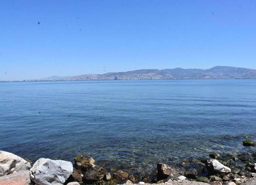 İzmir için korkutan uyarı: Her yıl 1,5 cm çöküyor, İzmir'i su basacak!