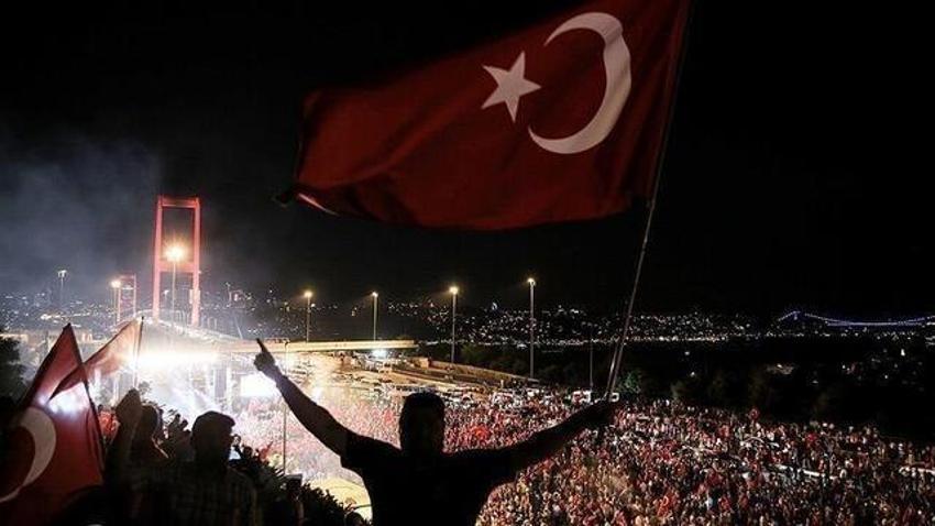 15 Temmuz resmi tatil mi, hangi güne denk geliyor?
