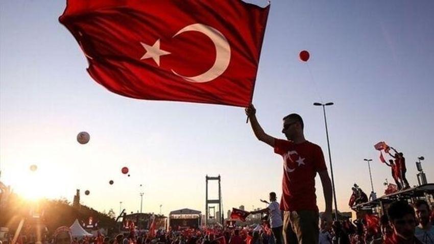 15 Temmuz resmi tatil mi, hangi güne denk geliyor?
