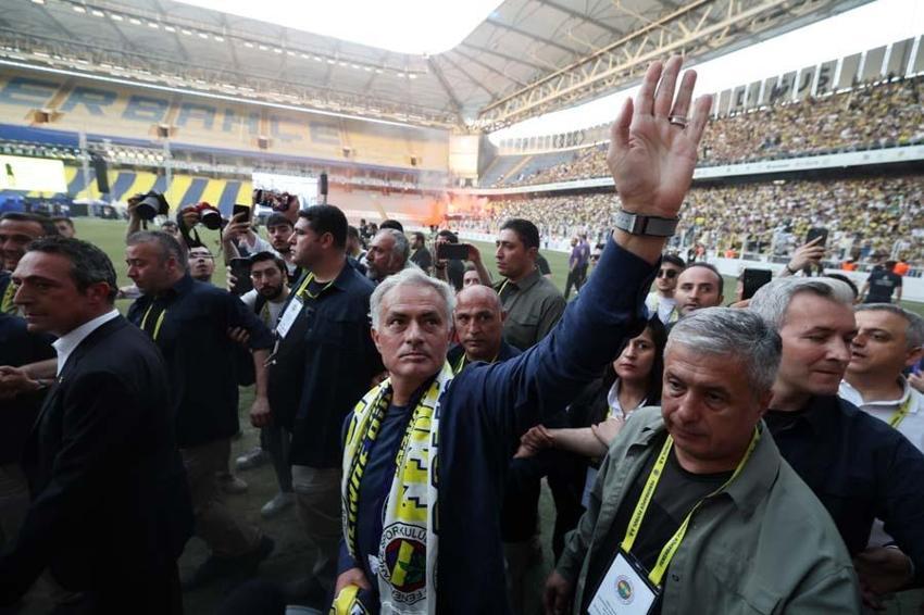 Fenerbahçe'den sürpriz transfer hamlesi! 19'luk Brezilyalı futbolcuda Vitor Pereira detayı
