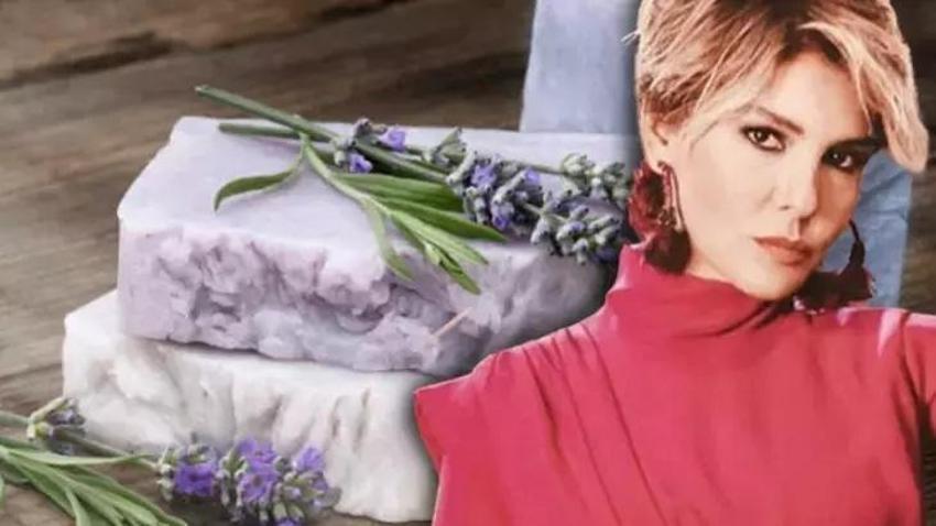 Gülben Ergen'in rutininde meğer bu varmış! 51 yaşındaki şarkıcı cilt için liste paylaştı