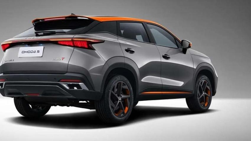 B-SUV'da atak Chery Omoda 5'ten geldi; Marka fiyatları yarıya çekti