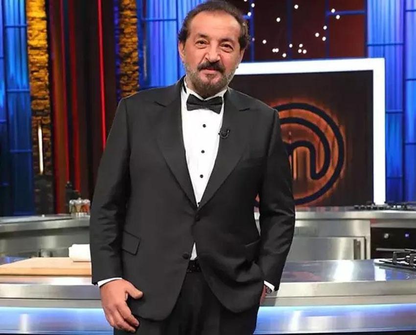 Mehmet Şef’in bahsettiği dövme tatil pozlarıyla ortaya çıktı! Kızının kolundaki el işareti dikkatlerden kaçmadı