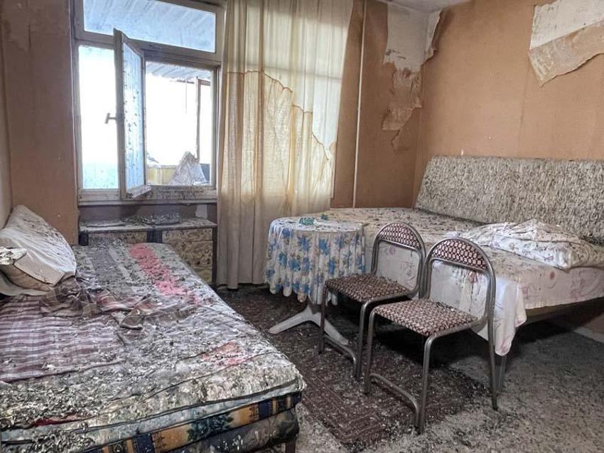 Adana'da çöp evde yaşayan yaşlı kadın şaşırttı! "Benim evim temizdi"