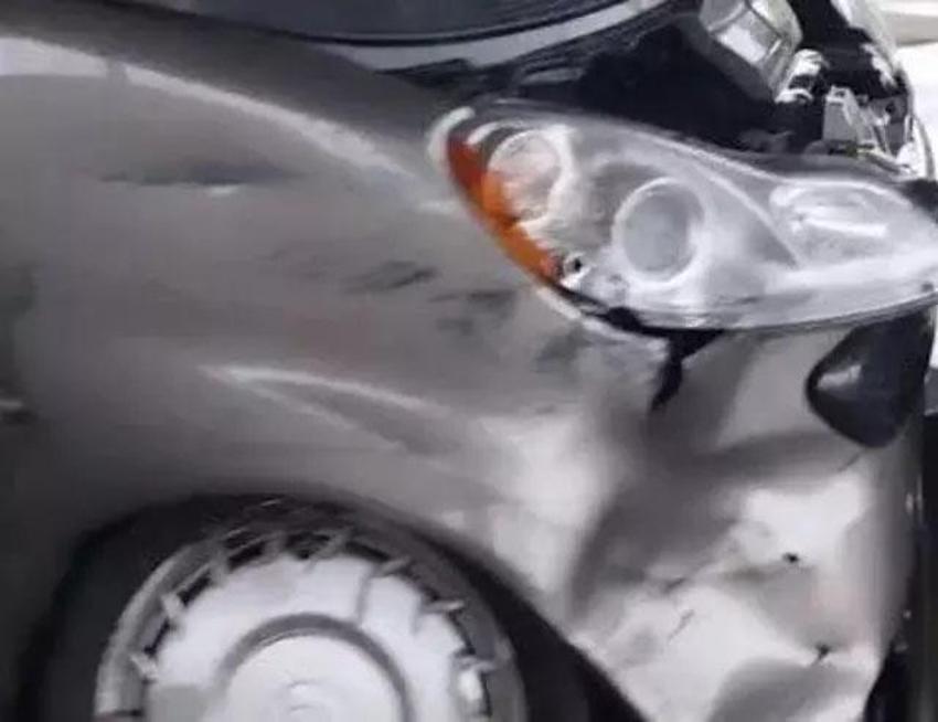 Ahu Tuğba yine ölümden döndü! Bu kez de kızıyla trafik kazası geçirdi