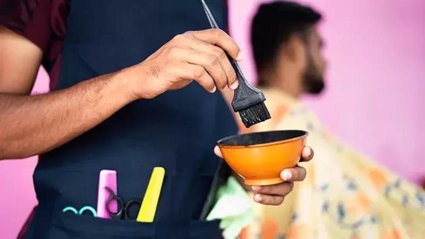 KINA SAÇ UZATIR MI? Saç derisine nüfuz etmesi korkutuyor! Herkes riskli olduğunu düşünüyor ancak etkileri harika