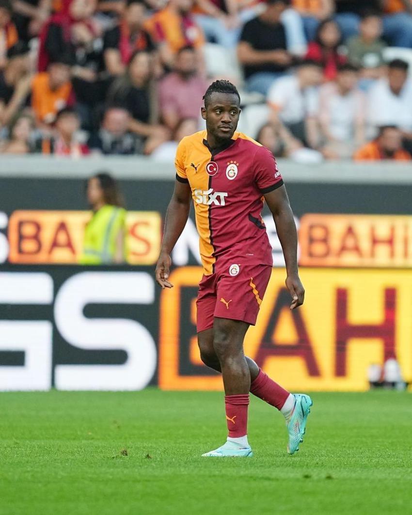 Batshuayi'yi ilk maçında yerin dibine soktular! Metehan Baltacı yapılmayanı yaptı: Mucize gibi bir şey