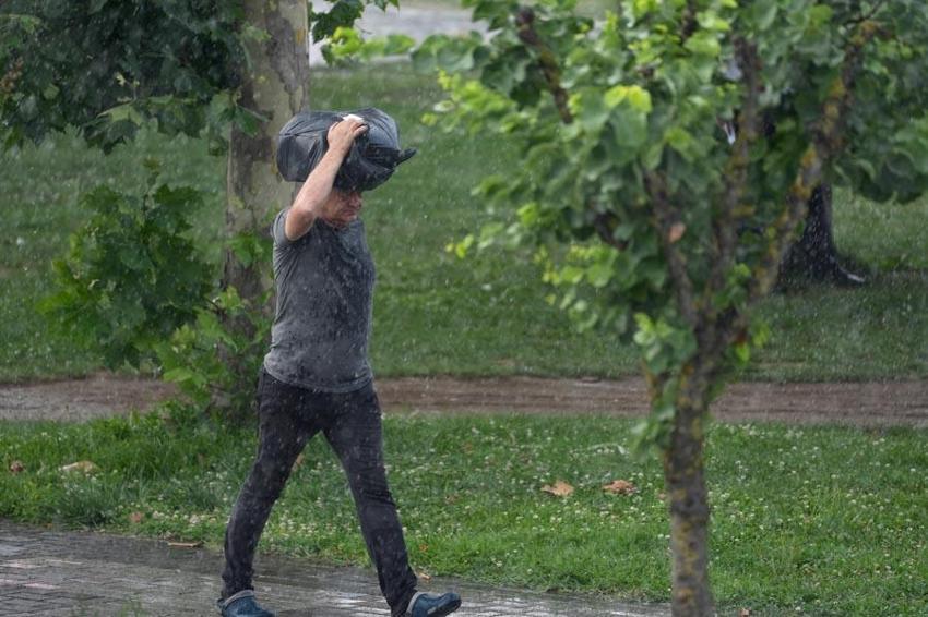 Gök gürültülü sağanak yağışlar geliyor! Meteoroloji olumsuzluklara karşı birçok ili uyardı