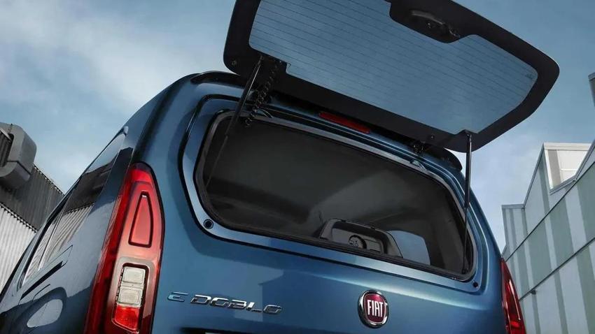 Eski hali mumla aranan Fiat Doblo fiyatlarında sürpriz var; Bu rakam kimsenin aklına gelmedi