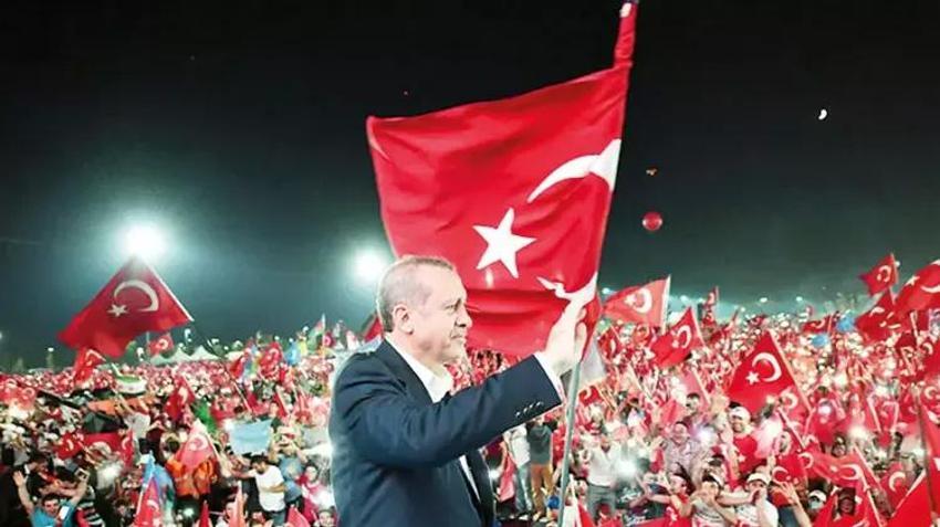 Milletin zaferi: Yaşasın demokrasi... 15 Temmuz'un yıl dönümünde Türkiye 253 şehidini anıyor