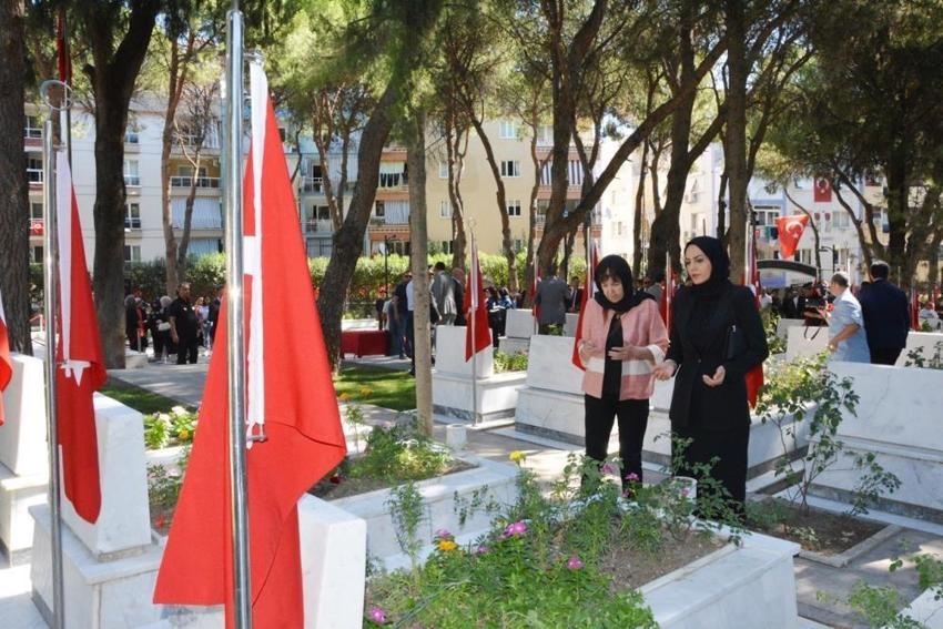 15 Temmuz: Milletin Zaferi... 81 ilde yüz binler şehirleri dualarla andı